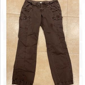 Old navy brown straight leg cargo pants, size 4. The perfect cargos